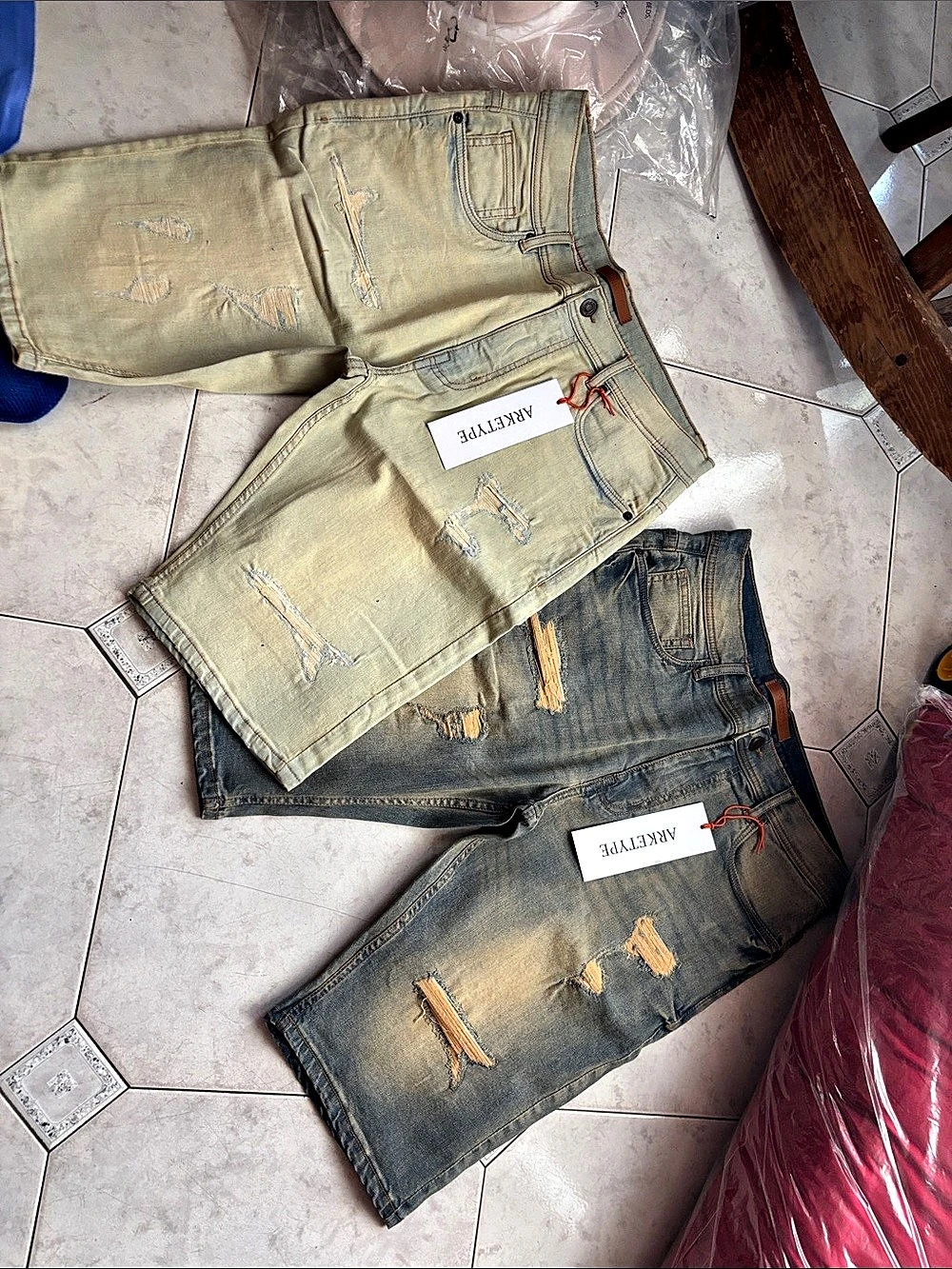 ARKETYPE Acid Washed Blue Jeans 2-Piece Set with a slight stretch
